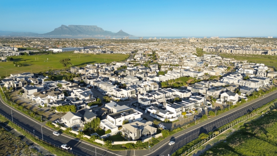 4 Bedroom Property for Sale in Sagewood Western Cape